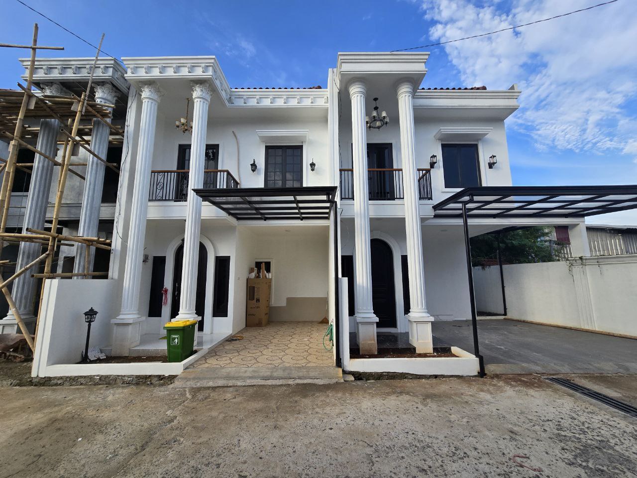 Jual Rumah Klasik Pondok Bambu Duren Sawit Jakarta Timur - Akses Dua Mobil Jalan Raya Pahlawan Revolusi - Surat SHM PBG IMB - KPR Developer Tanpa Riba Tanpa Bank - Hubungi Segera Property Halal Indonesia - WA 081586669764